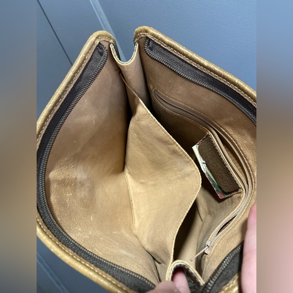 Gucci Beige and Brown Monogram Bag - Picture 10 of 15